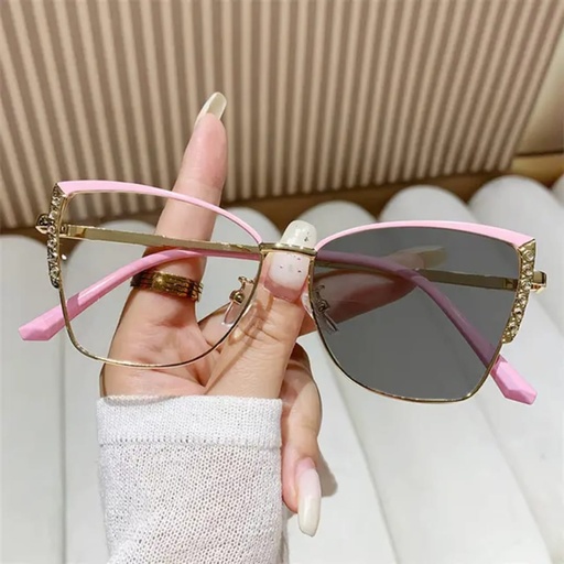 PC Cat eyes with diamonds