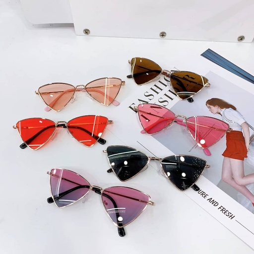 Female traingular-shaped Sunglasses